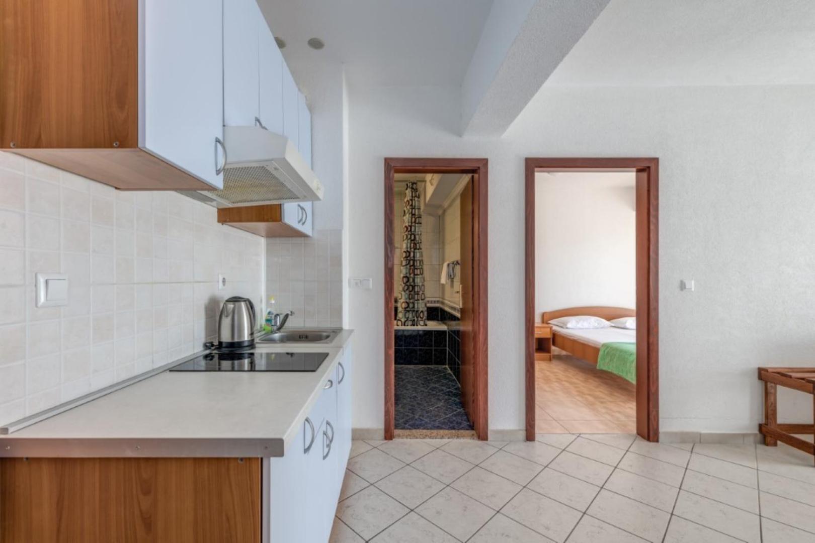 Ruza&Nikolina "1" Apartmani - Baška Voda Екстериор снимка