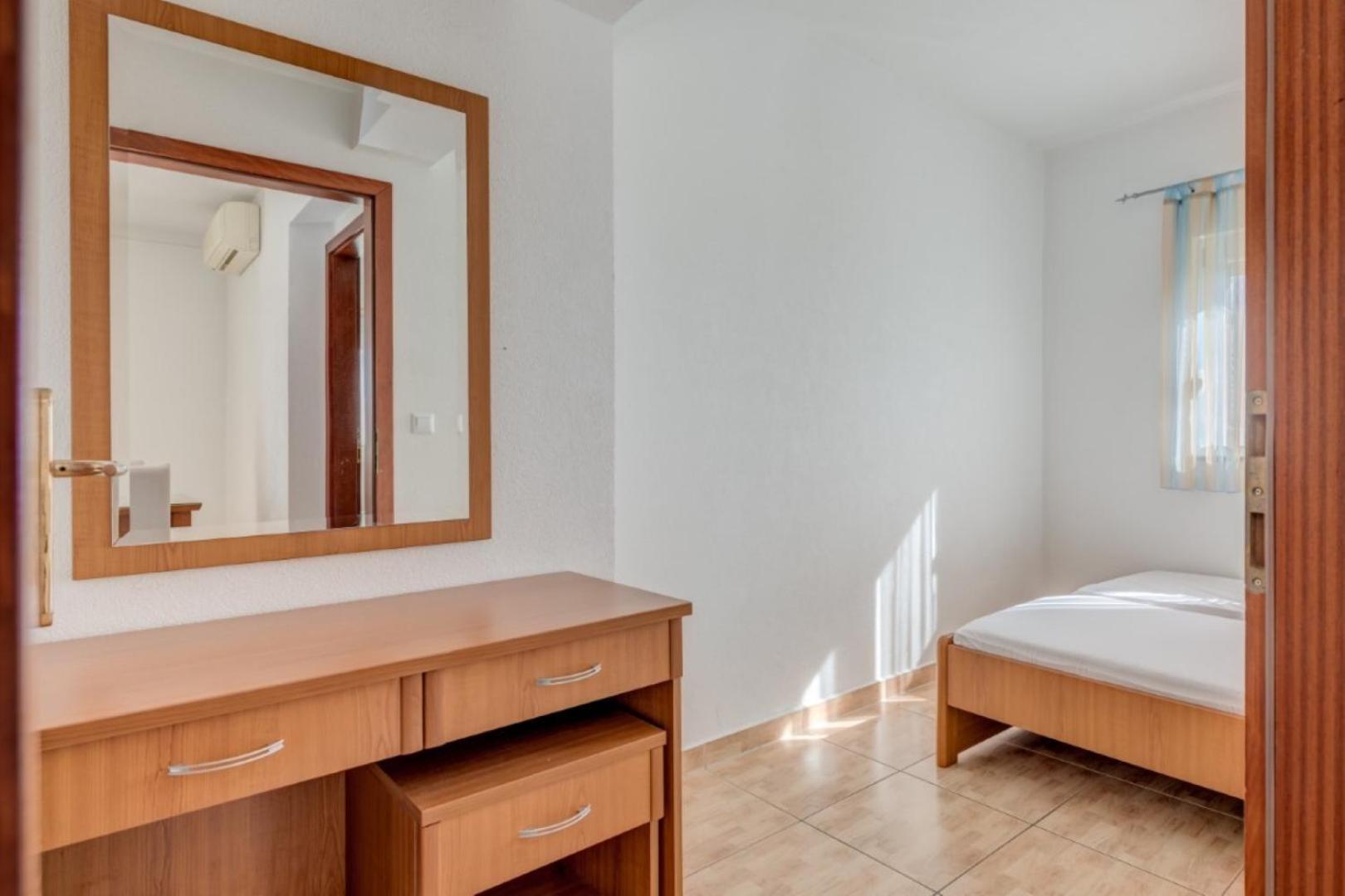 Ruza&Nikolina "1" Apartmani - Baška Voda Екстериор снимка