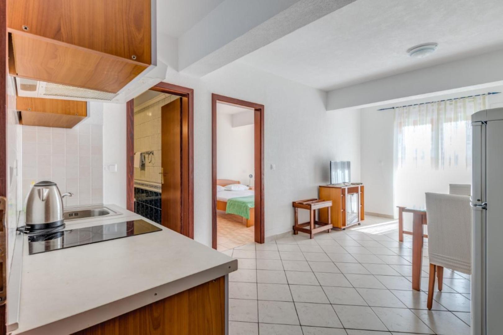Ruza&Nikolina "1" Apartmani - Baška Voda Екстериор снимка